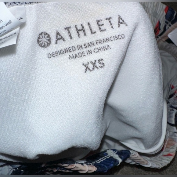 Athleta Women’s NWT Tahitian Tropical Petal Shorts Size XXS - Picture 6 of 9